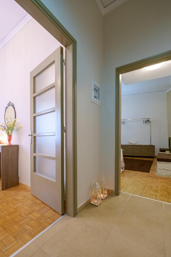 Home With Courtyard In Beating Heart Of Old Town! 하니아 외부 사진